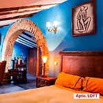 Ξενοδοχείο με διαμερίσματα Casa Gibranzos 3*